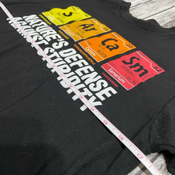Men’s Medium SARCASM Natures Defense Against Stupidity funny Periodic Table EUC - Picture 3 of 4